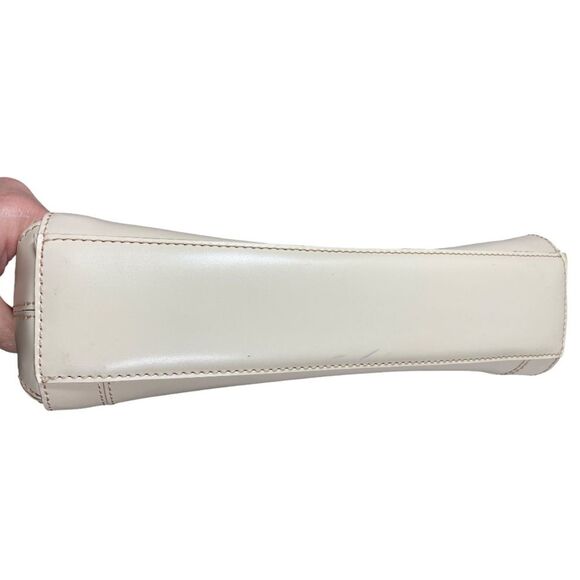 WILSONS LEATHER Genuine Leather Cream Handbag - Picture 8 of 10